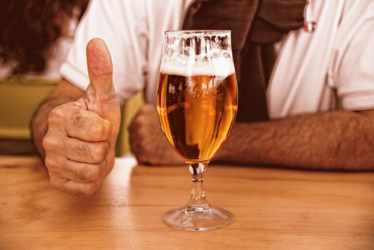 Pijete pivo? Dobrá zpráva pro ženy, horší pro muže